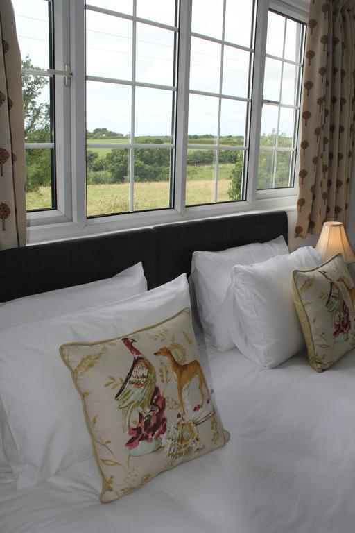 Three Horseshoes Country Inn Barry Exterior foto